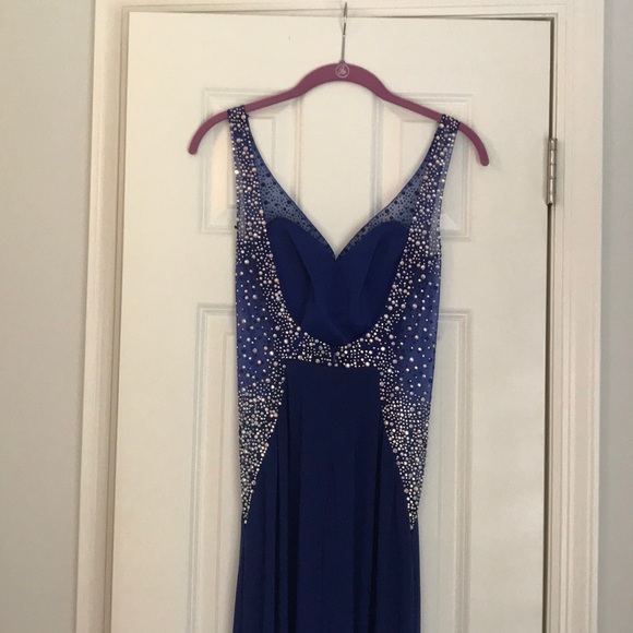 Prom dress - Picture 4 of 4